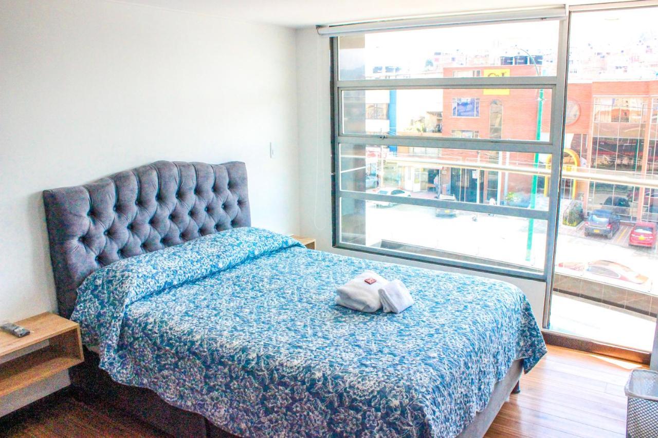 Holly Hotel