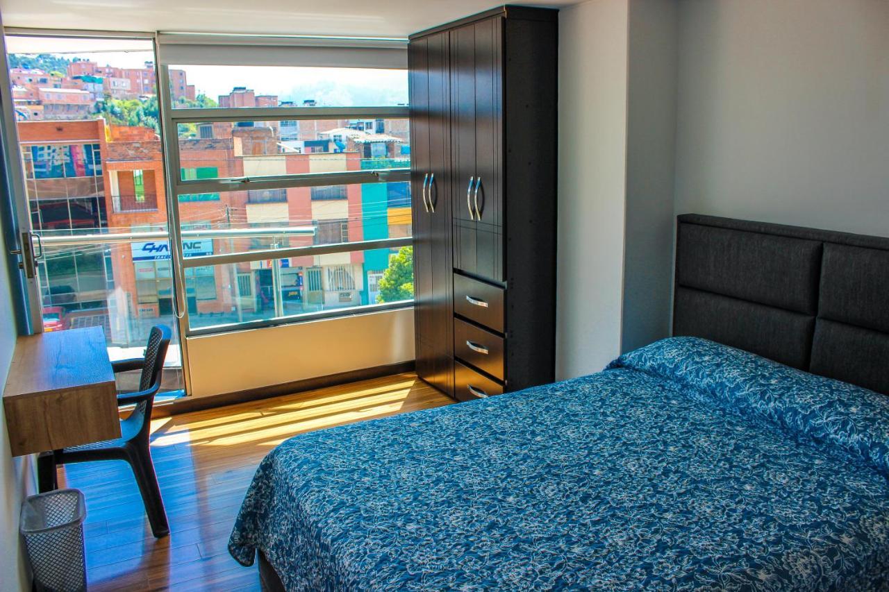 Hotel Holly *